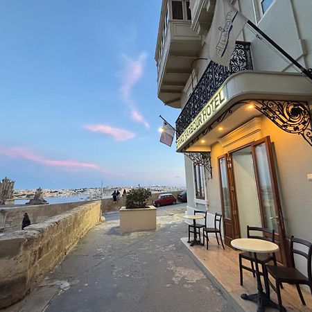 Grand Harbour Hotel Валлетта Екстер'єр фото