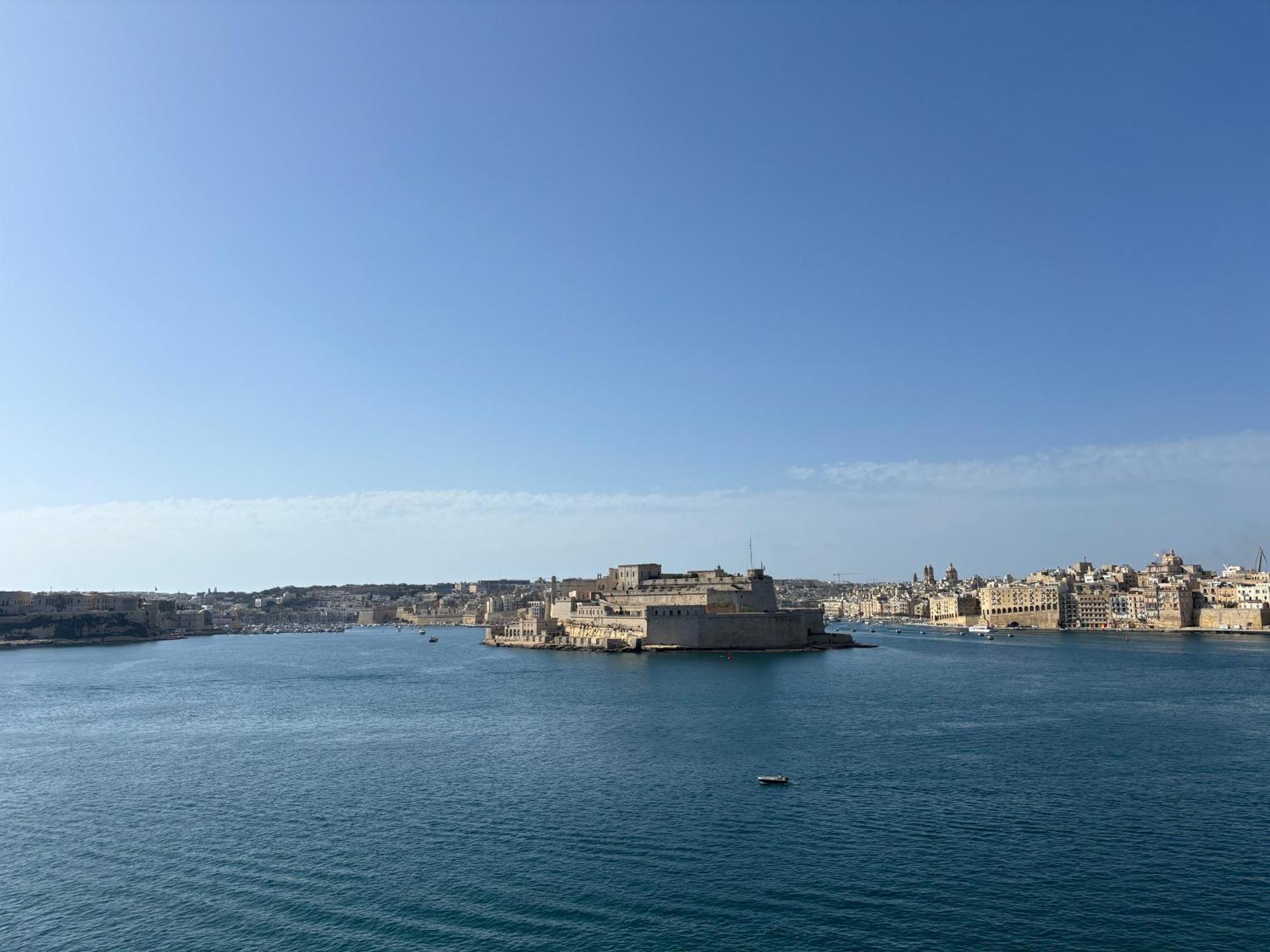 Grand Harbour Hotel Валлетта Екстер'єр фото