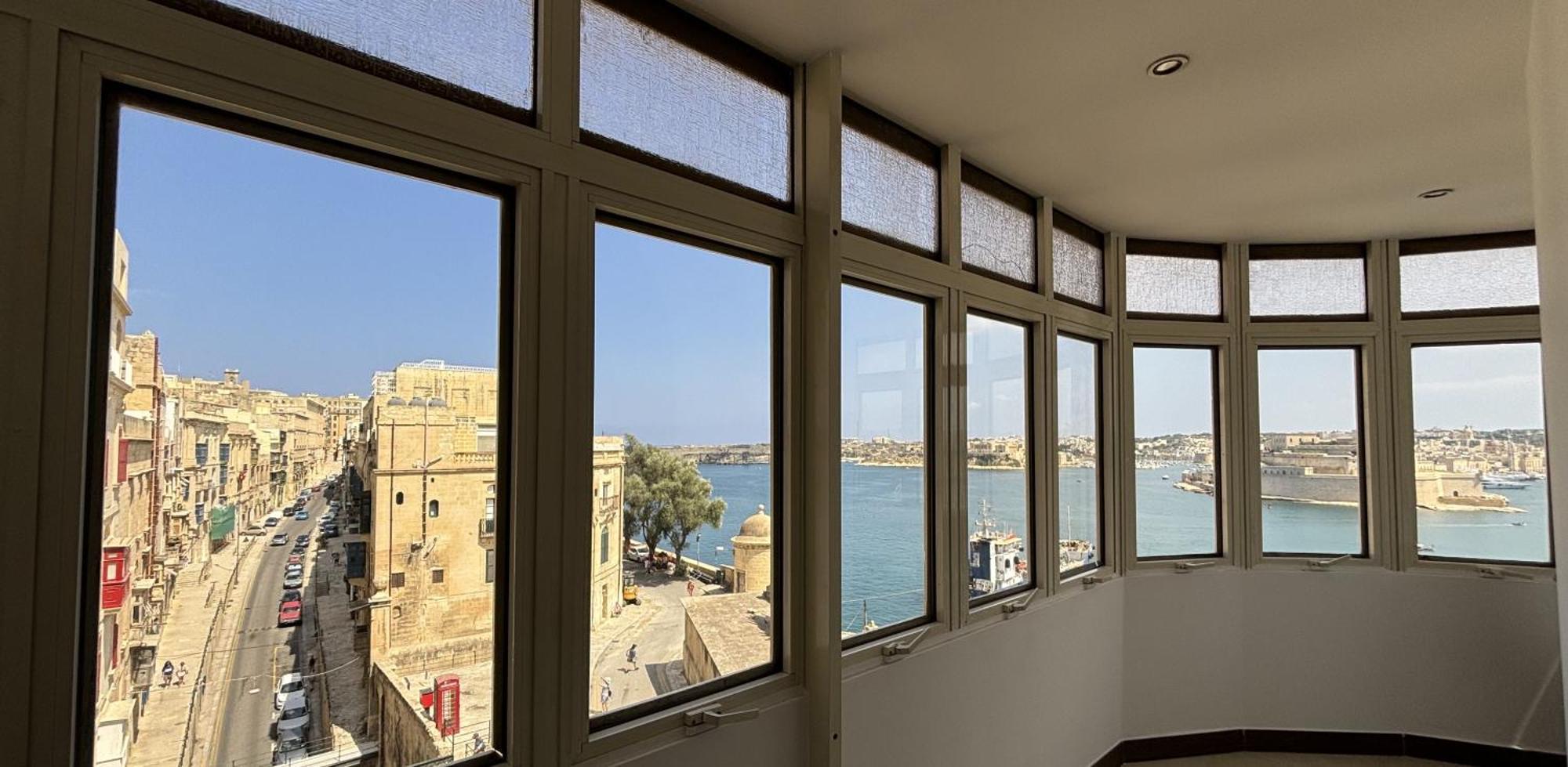 Grand Harbour Hotel Валлетта Екстер'єр фото