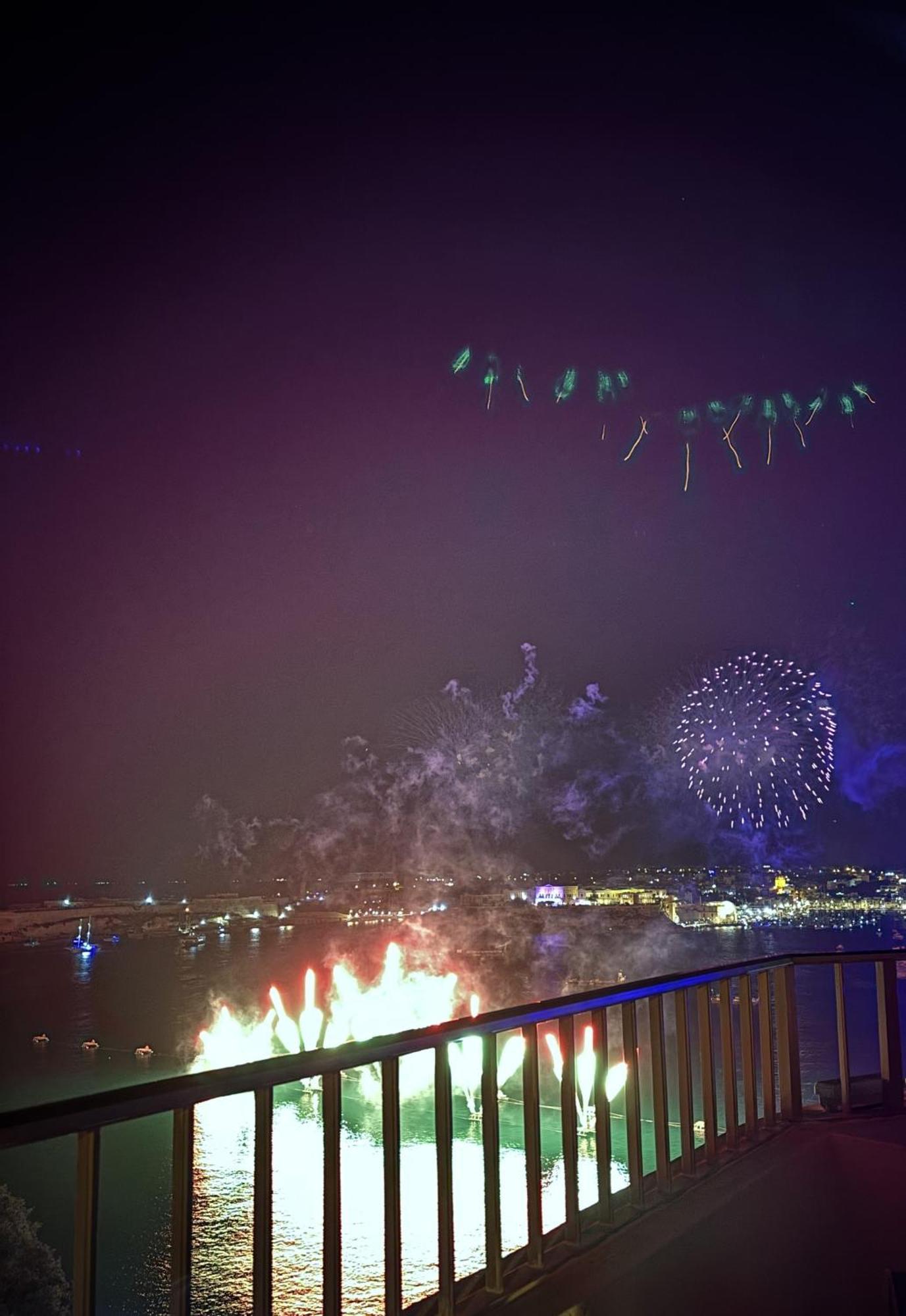 Grand Harbour Hotel Валлетта Екстер'єр фото