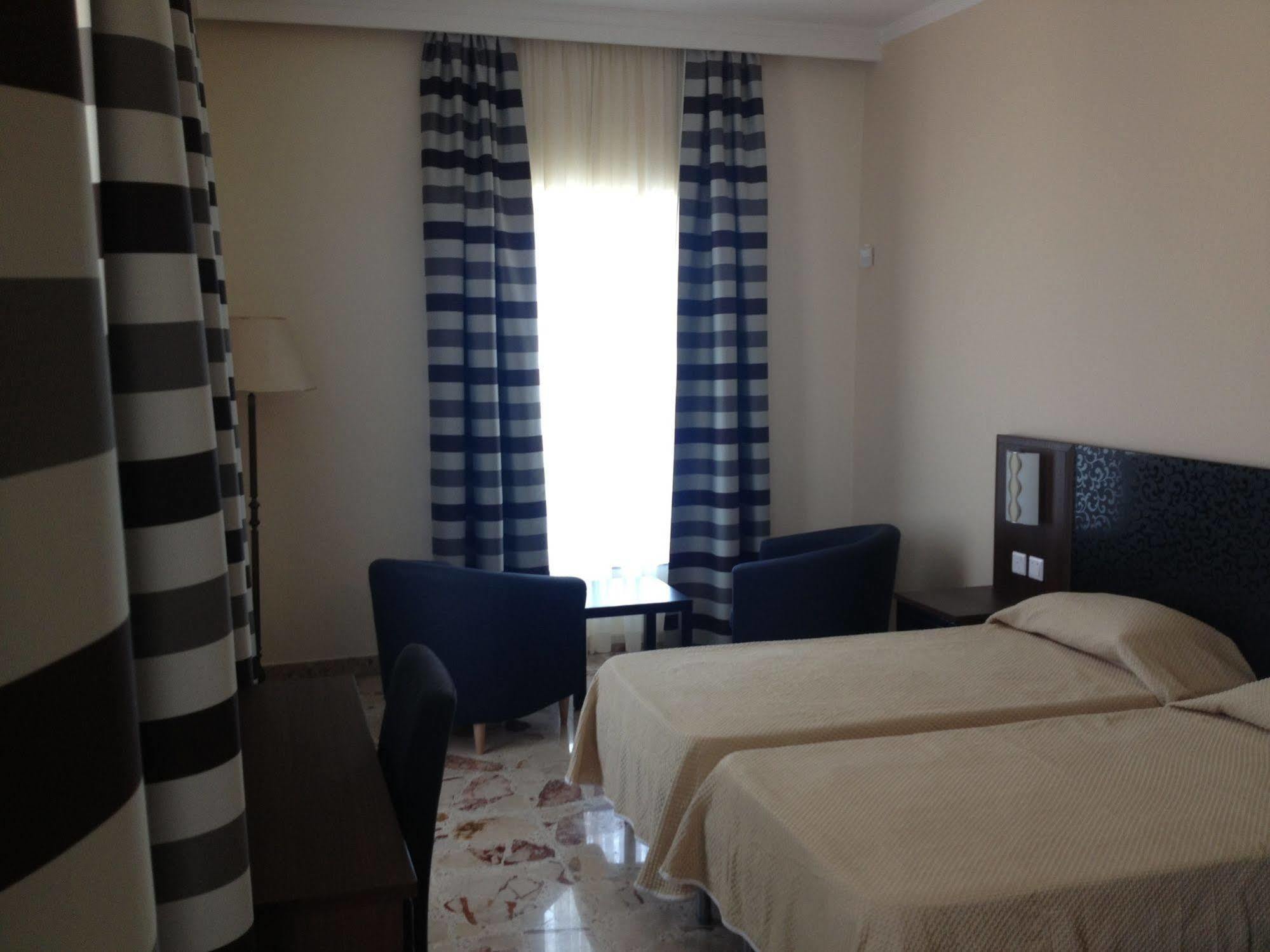 Grand Harbour Hotel Валлетта Екстер'єр фото