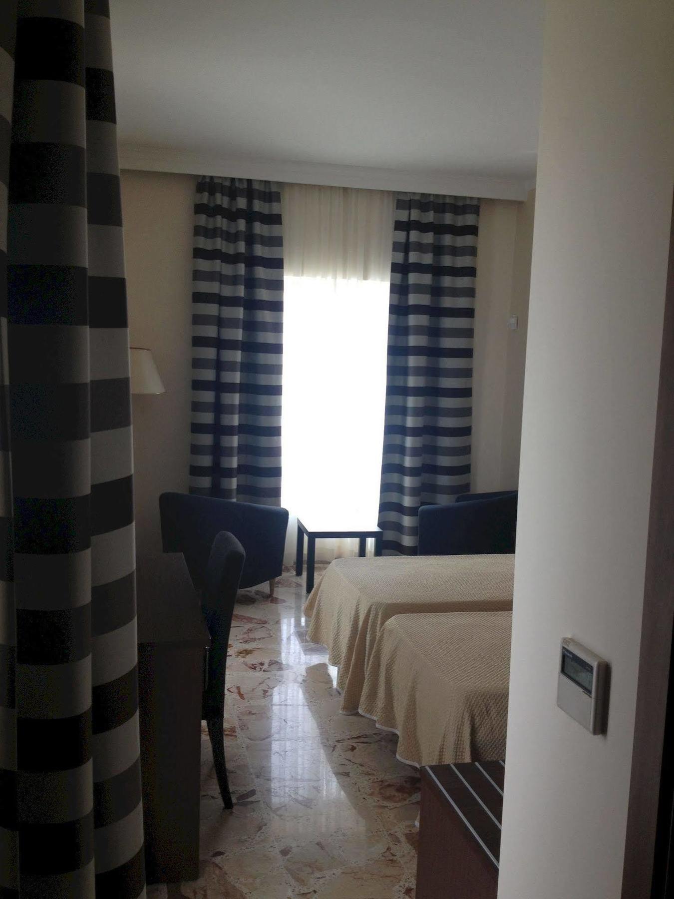 Grand Harbour Hotel Валлетта Екстер'єр фото