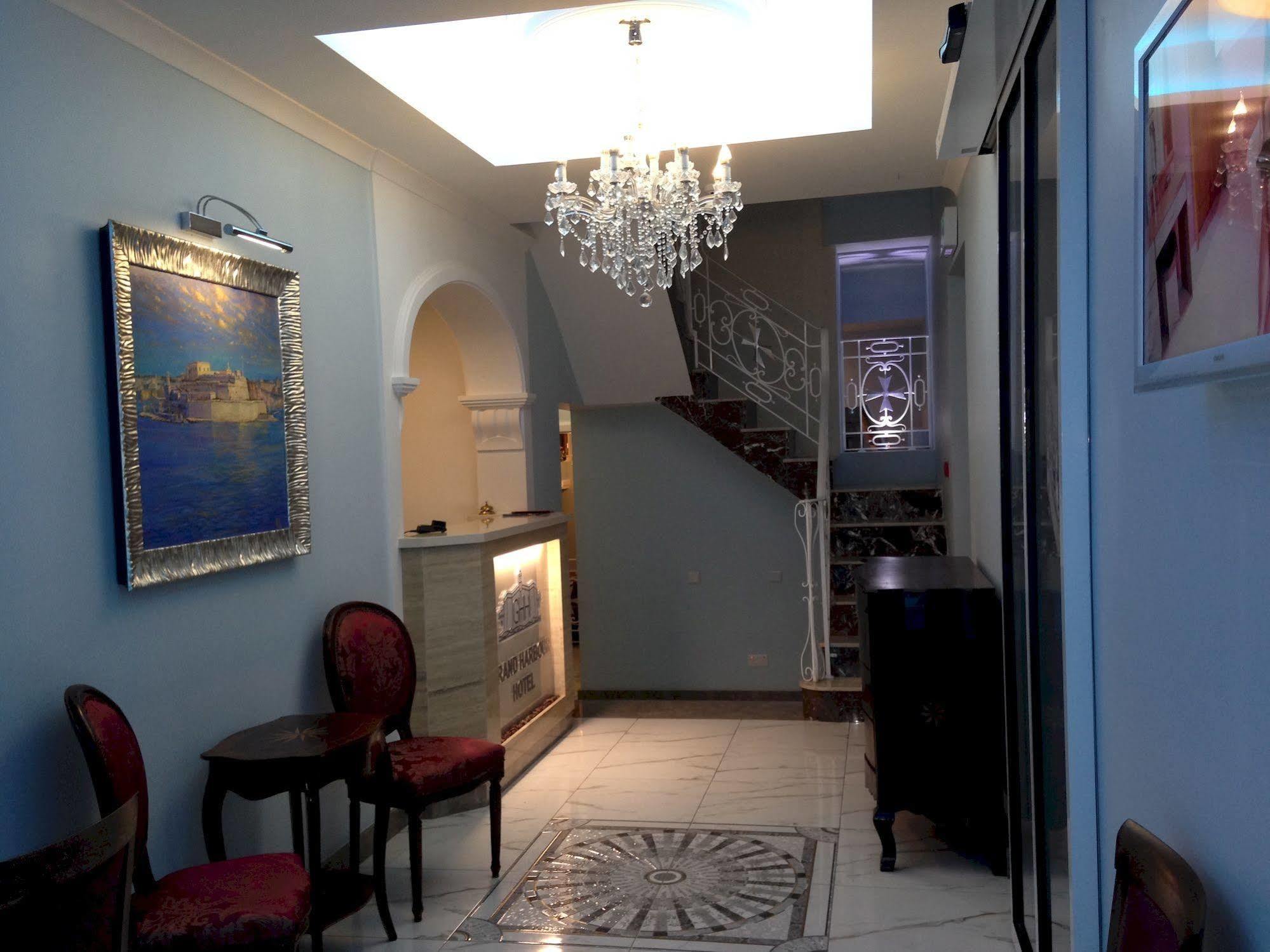 Grand Harbour Hotel Валлетта Екстер'єр фото