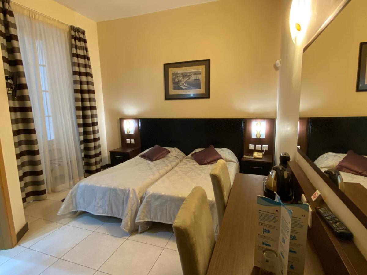 Grand Harbour Hotel Валлетта Екстер'єр фото